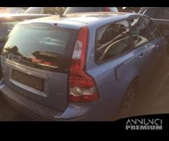 Volvo v50 2006 - 3