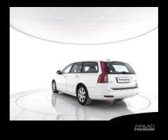 VOLVO V50 D2 POLAR PLUS - PER OPERATORI DEL SETT