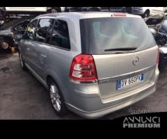 Opel zafira 2011