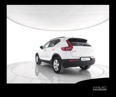 VOLVO XC40 D3 Momentum Core