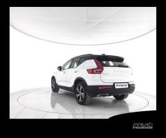 VOLVO XC40 D3 AWD Geartronic R-design - AUTOCAR