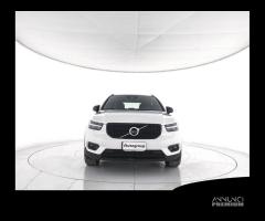 VOLVO XC40 D3 AWD Geartronic R-design - AUTOCAR