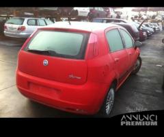 Fiat grande punto 2008 - 3