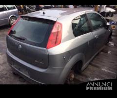 Fiat grande punto 2006 - 4