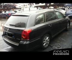 Toyota avensis 2006