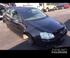 Volkswagen golf 5 2006 - 1