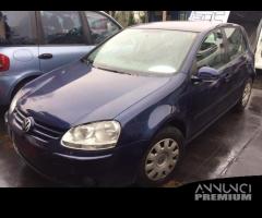 Volkswagen golf 5 2004