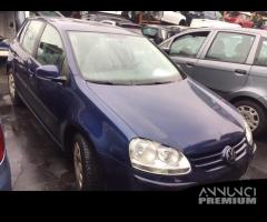 Volkswagen golf 5 2004