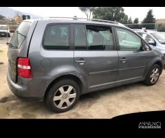 RICAMBI USATI AUTO VOLKSWAGEN Touran 1Â° Serie (03