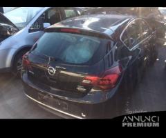 Opel astra j 2014 - 1