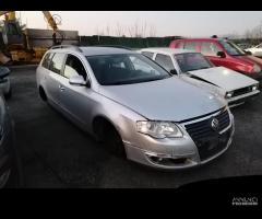 RICAMBI USATI AUTO VOLKSWAGEN Passat Variant 4Â° S - 2