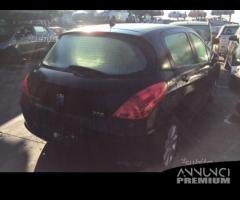 Peugeot 308 2008 - 4