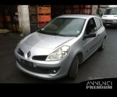 Renault clio 2006 - 1