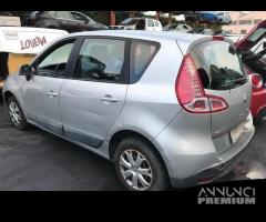 Renault scenic xmood 2011 - 3