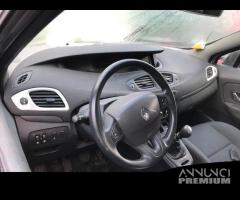 Renault scenic xmood 2011 - 5