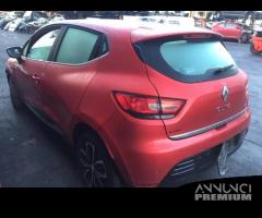 Renault clio 2015 - 1