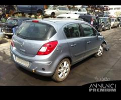 Opel corsa 2010 - 3