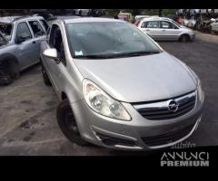 Opel corsa 2008 - 2