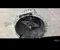 Cambio usato BMW Serie 1 2.0 d 130 kw 6M