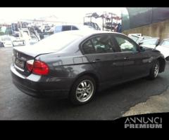 Bmw 320 anno 2005 - 4