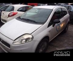 Fiat grande punto 2008 - 1