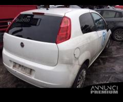 Fiat grande punto 2008 - 4