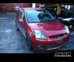 Ford fiesta 2007 - 1