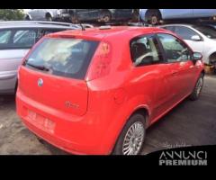 Fiat grande punto 2007 - 3