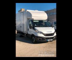 IVECO DAILY 35C16 3.0 furgone e pedana caricatrice - 8