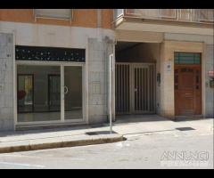 Castelvetrano, locale commerciale Corso Vitt. Eman