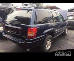 Jeep cherokee 2003 - 4