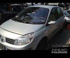 Renault megane scenic anno 2005