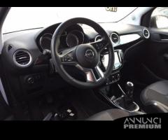 Opel adam 2014