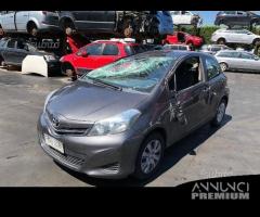 Toyota yaris 2011