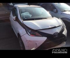 Toyota aygo 2014 - 1