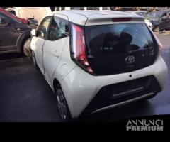 Toyota aygo 2014 - 3