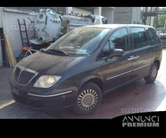 Lancia phedra anno 2005