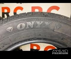 4 gomme usate 215 65 r 16c 109/107 r onyx