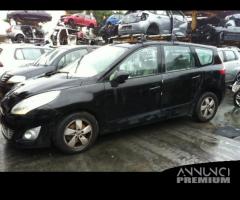 Renault scenic 2011