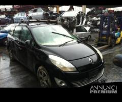 Renault scenic 2011