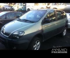 RENAULT SECNIC 4x4 2001