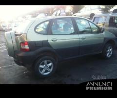 RENAULT SECNIC 4x4 2001