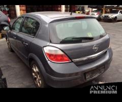 Opel astra h 2005