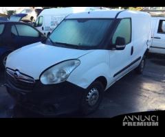 Opel combo 2012 - 1