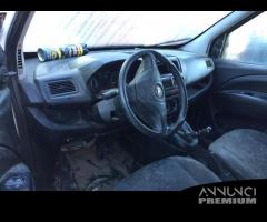 Opel combo 2012