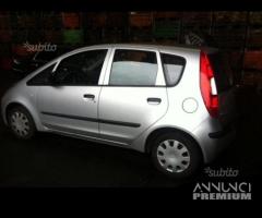 Mitsubishi colt 2004