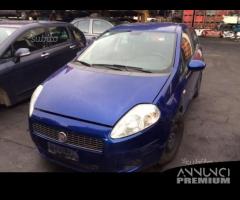 Fiat grande punto 2009 - 1