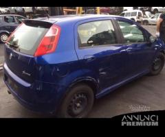 Fiat grande punto 2009 - 3