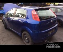 Fiat grande punto 2009 - 4