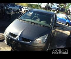 Mitsubishi colt 2005